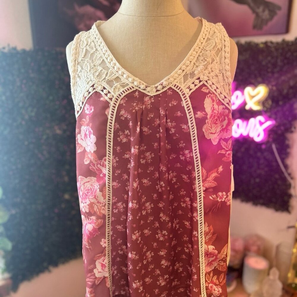 Brand new Penelope Rose top
